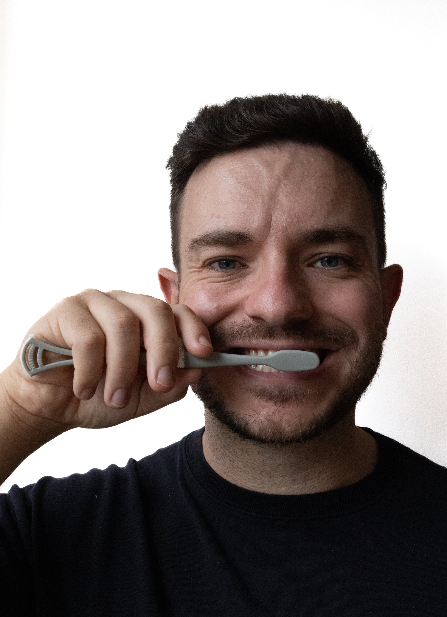 Oh! Adult Tooth Brush